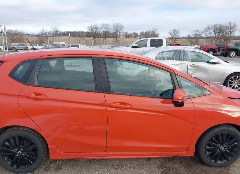 Photo 13 of 2018 Honda Fit SPORT (VIN 3HGGK5H72JM711626)