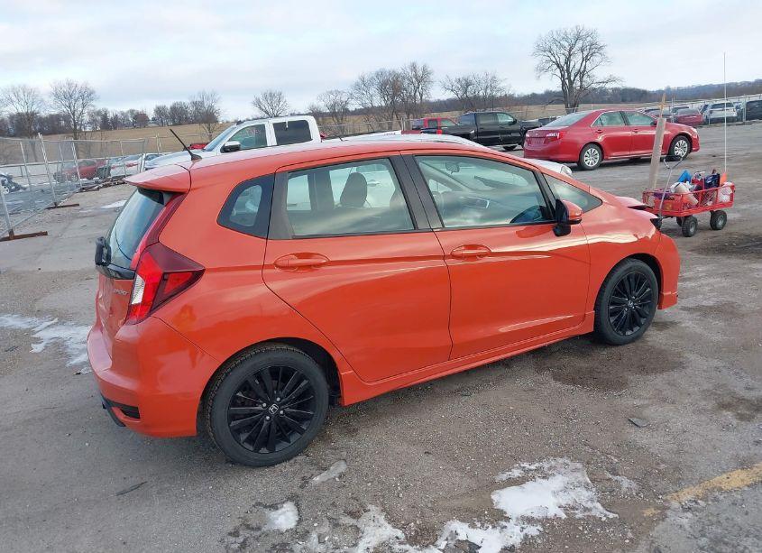 Photo 4 of 2018 Honda Fit SPORT (VIN 3HGGK5H72JM711626)