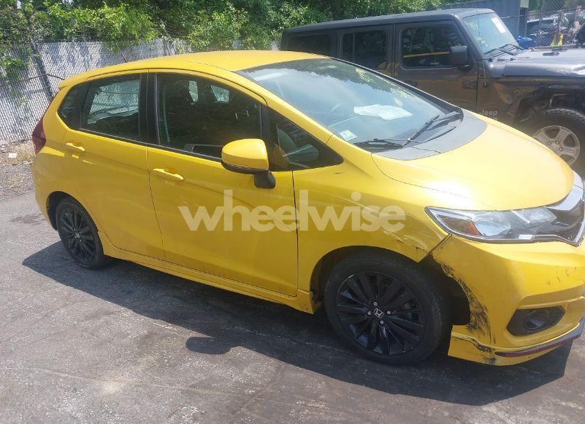 Photo 13 of 2018 Honda Fit SPORT (VIN 3HGGK5H75JM715170)