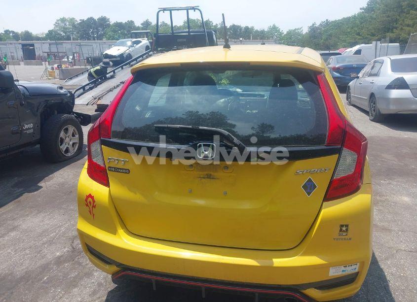 Photo 16 of 2018 Honda Fit SPORT (VIN 3HGGK5H75JM715170)