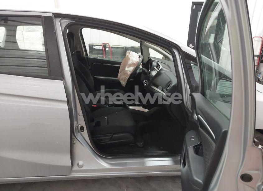 Photo 5 of 2018 Honda Fit EX (VIN 3HGGK5H80JM731012)