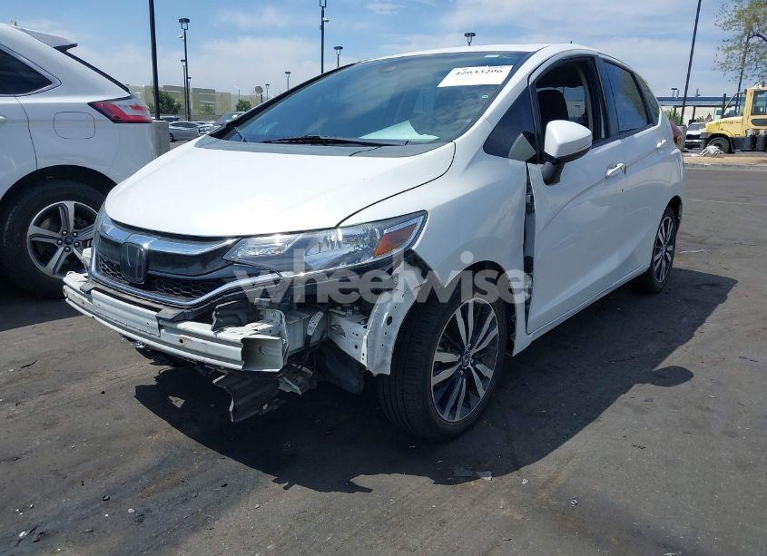 Photo 2 of 2019 Honda Fit EX (VIN 3HGGK5H80KM715748)