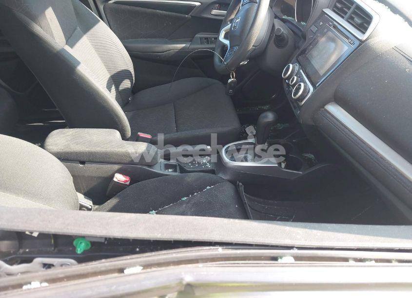 Photo 5 of 2015 Honda Fit EX/EX-L (VIN 3HGGK5H81FM731737)