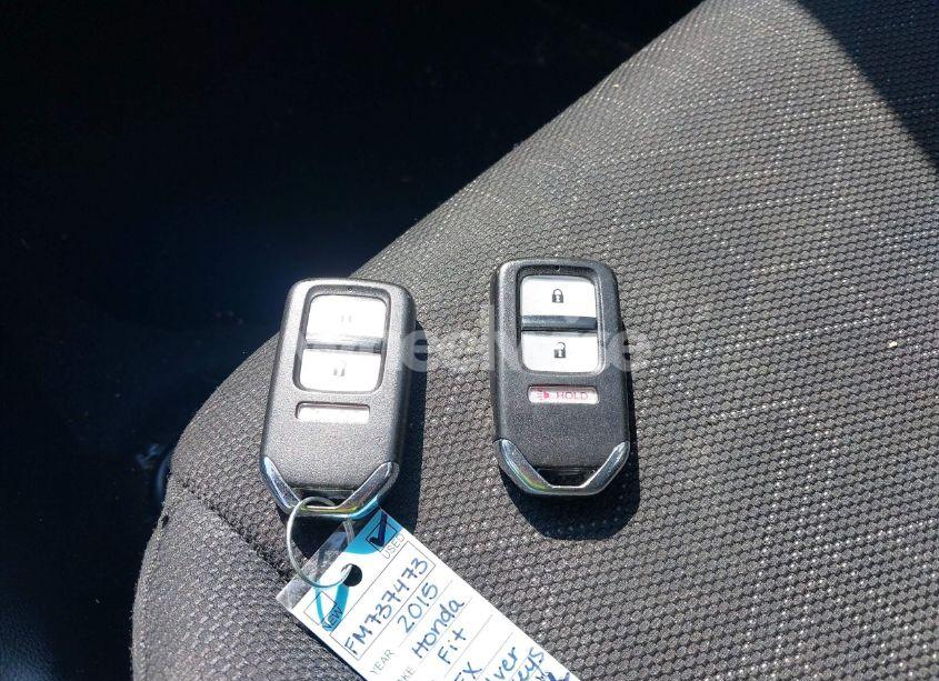 Photo 11 of 2015 Honda Fit EX/EX-L (VIN 3HGGK5H81FM737473)