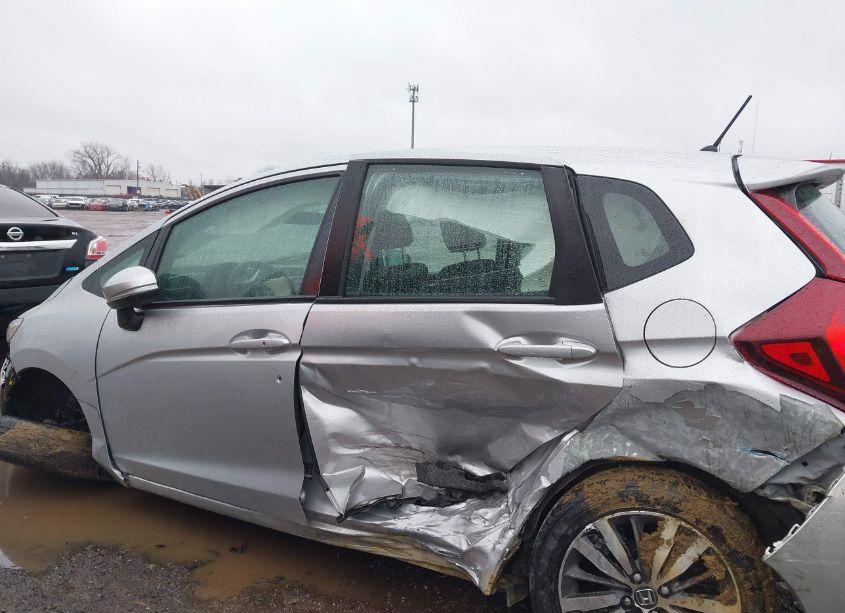 Photo 14 of 2015 Honda Fit EX/EX-L (VIN 3HGGK5H81FM745699)