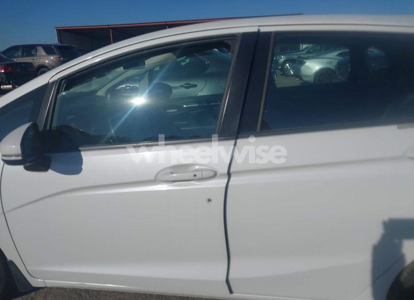 Photo 14 of 2016 Honda Fit EX-L (VIN 3HGGK5H81GM703177)