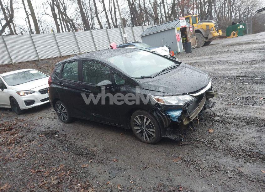 2018 Honda Fit EX (VIN 3HGGK5H81JM705678) main photo