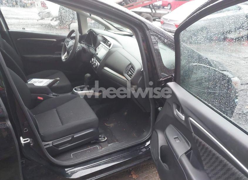 Photo 5 of 2018 Honda Fit EX (VIN 3HGGK5H81JM705678)