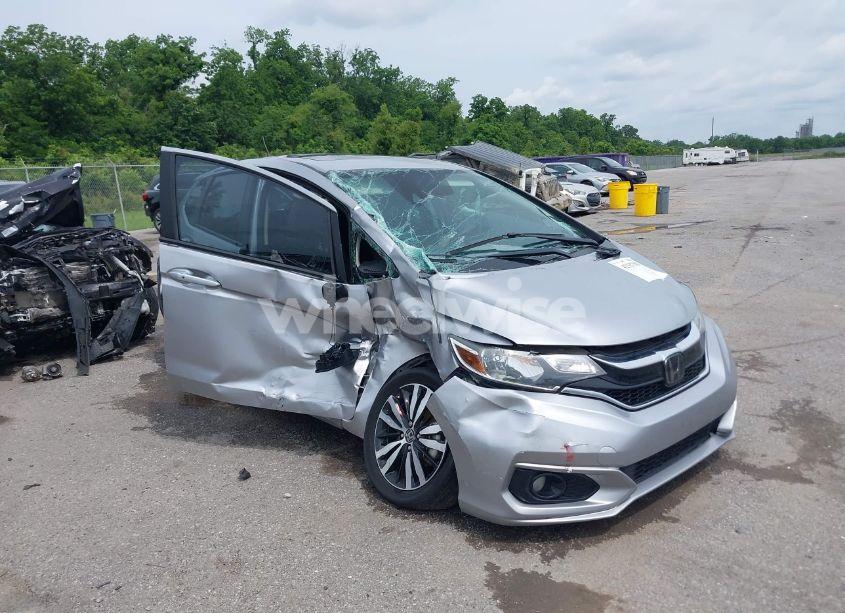 2018 Honda Fit EX (VIN 3HGGK5H81JM718009) main photo