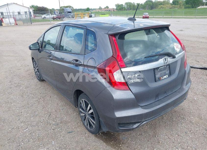 Photo 3 of 2019 Honda Fit EX (VIN 3HGGK5H81KM742537)