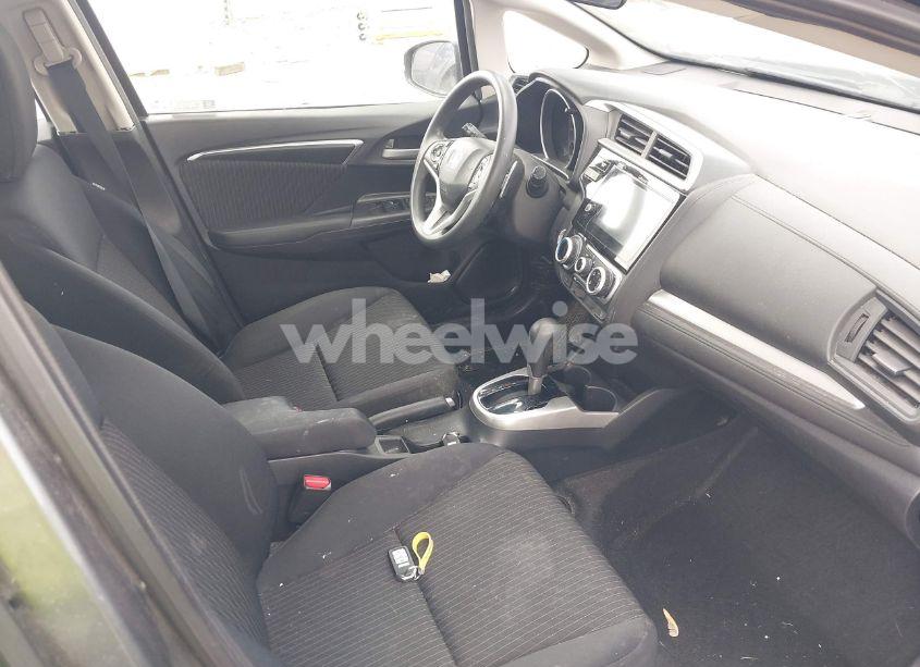 Photo 5 of 2019 Honda Fit EX (VIN 3HGGK5H81KM742537)