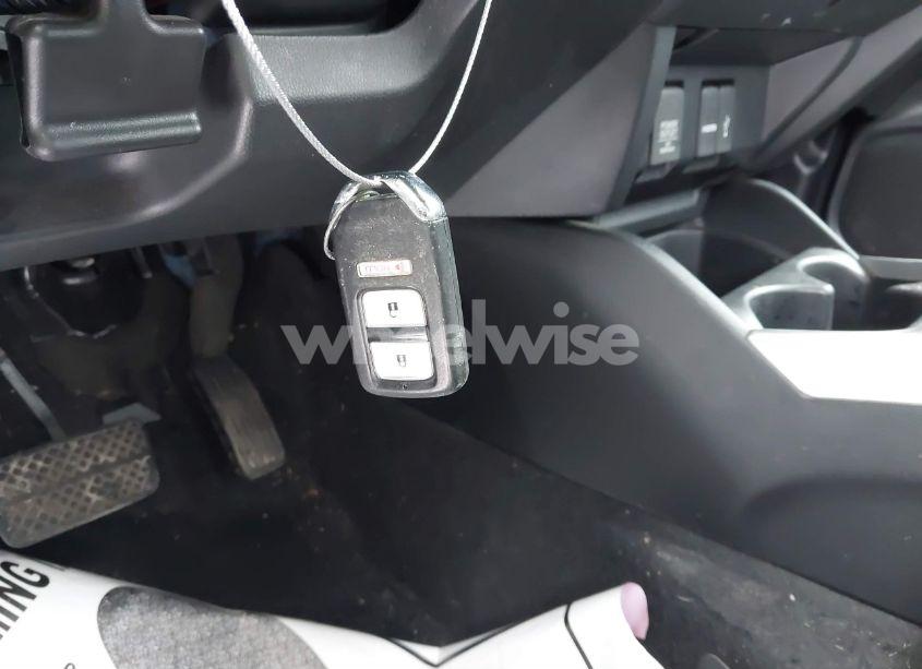 Photo 11 of 2015 Honda Fit EX/EX-L (VIN 3HGGK5H82FM737420)