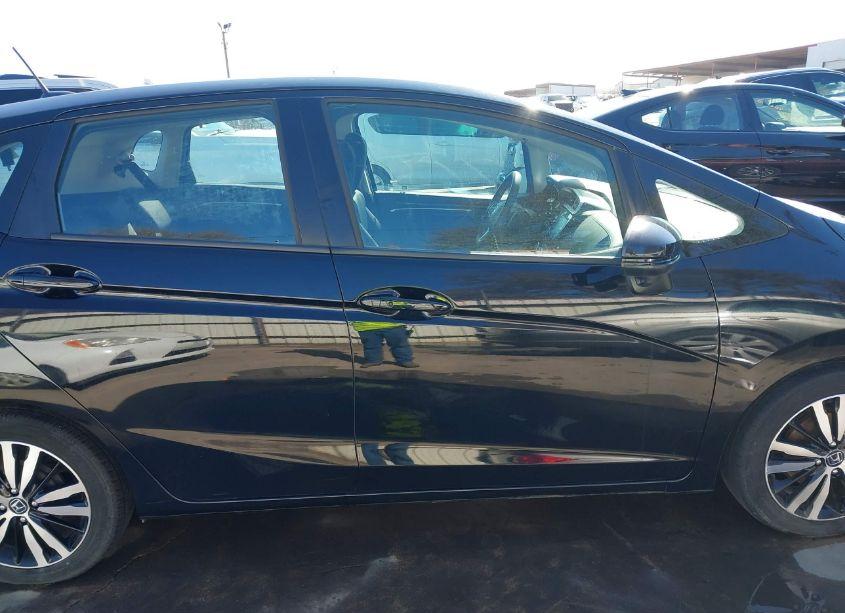 Photo 14 of 2018 Honda Fit EX (VIN 3HGGK5H82JM716933)