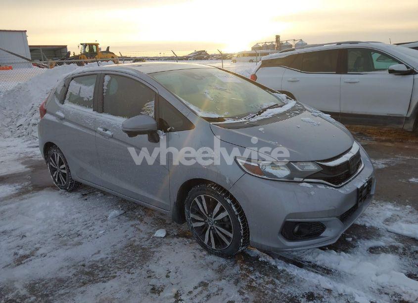 2018 Honda Fit EX (VIN 3HGGK5H83JM716181) main photo