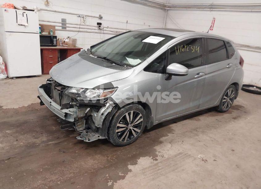 Photo 2 of 2019 Honda Fit EX (VIN 3HGGK5H83KM714352)