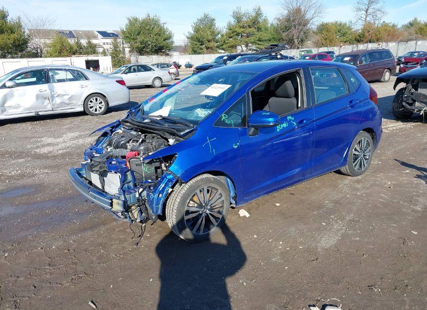 Photo 2 of 2019 Honda Fit EX (VIN 3HGGK5H83KM748923)
