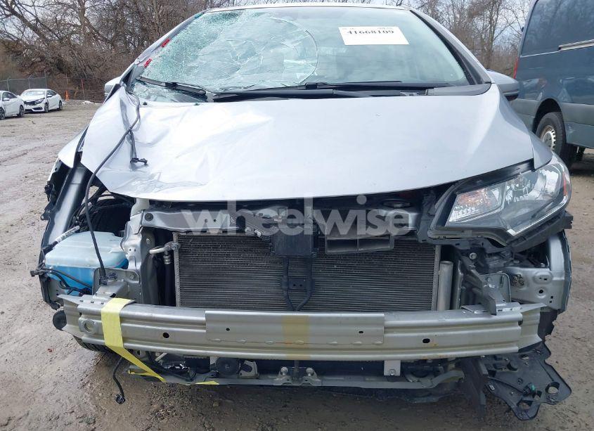 Photo 6 of 2019 Honda Fit EX (VIN 3HGGK5H83KM752082)