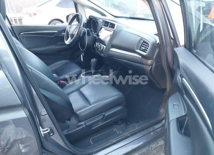 Photo 5 of 2015 Honda Fit EX/EX-L (VIN 3HGGK5H85FM752901)