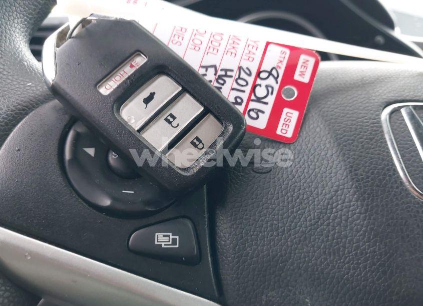 Photo 11 of 2019 Honda Fit EX (VIN 3HGGK5H85KM748308)