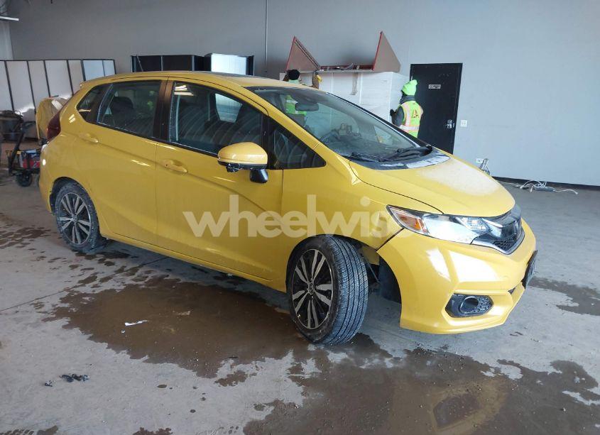 2018 Honda Fit EX (VIN 3HGGK5H86JM715381) main photo