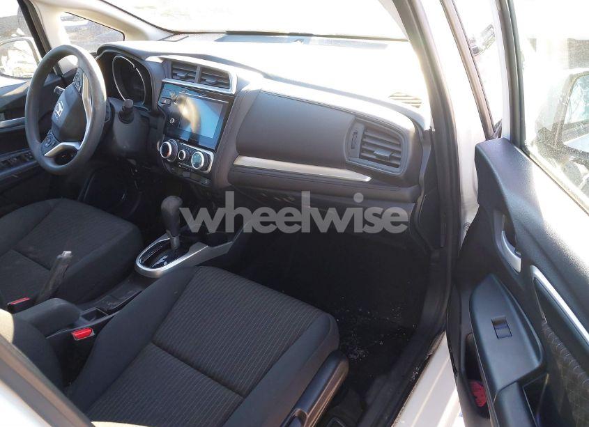 Photo 5 of 2018 Honda Fit EX (VIN 3HGGK5H87JM702865)