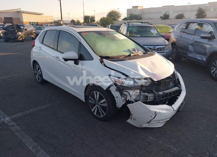 2018 Honda Fit EX (VIN 3HGGK5H87JM729063) main photo