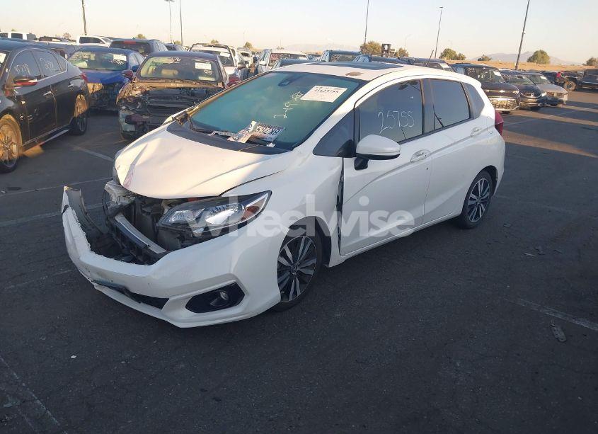 Photo 2 of 2018 Honda Fit EX (VIN 3HGGK5H87JM729063)