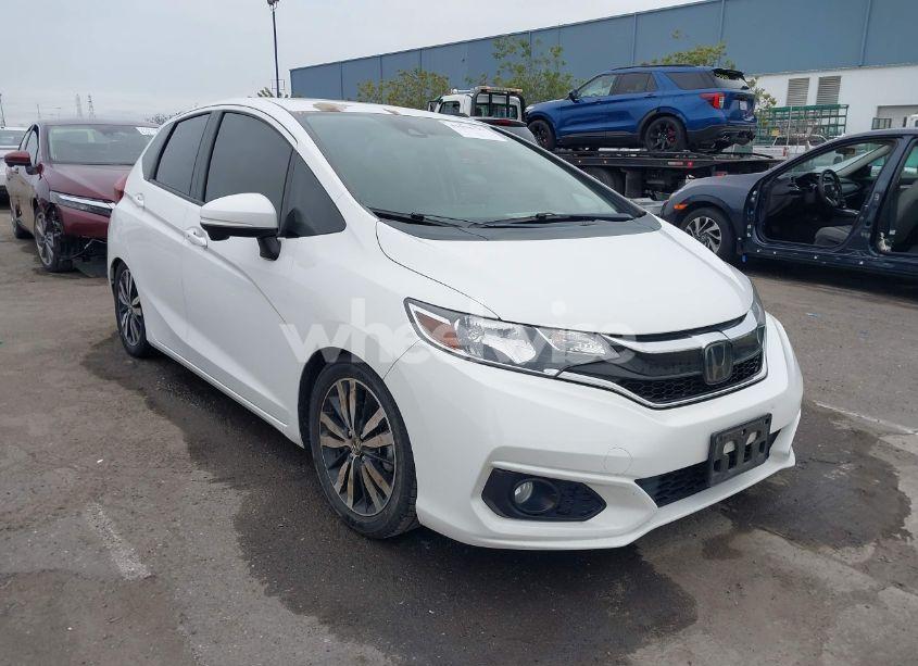 2018 Honda Fit EX (VIN 3HGGK5H88JM724180) main photo