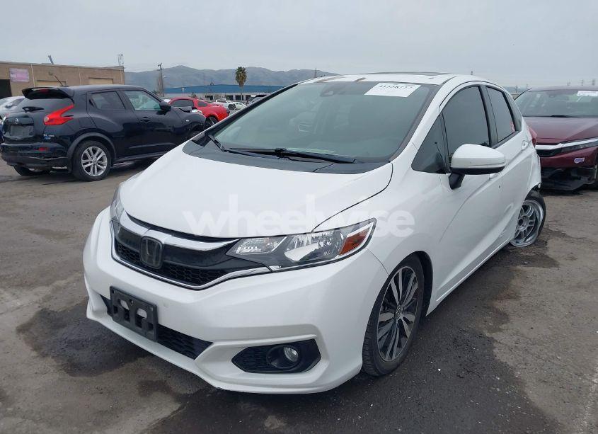 Photo 2 of 2018 Honda Fit EX (VIN 3HGGK5H88JM724180)