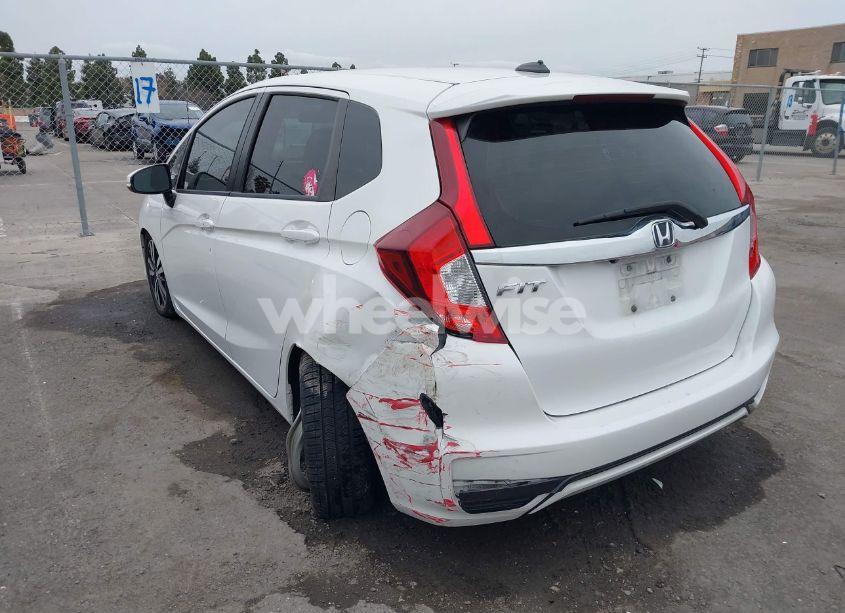 Photo 3 of 2018 Honda Fit EX (VIN 3HGGK5H88JM724180)
