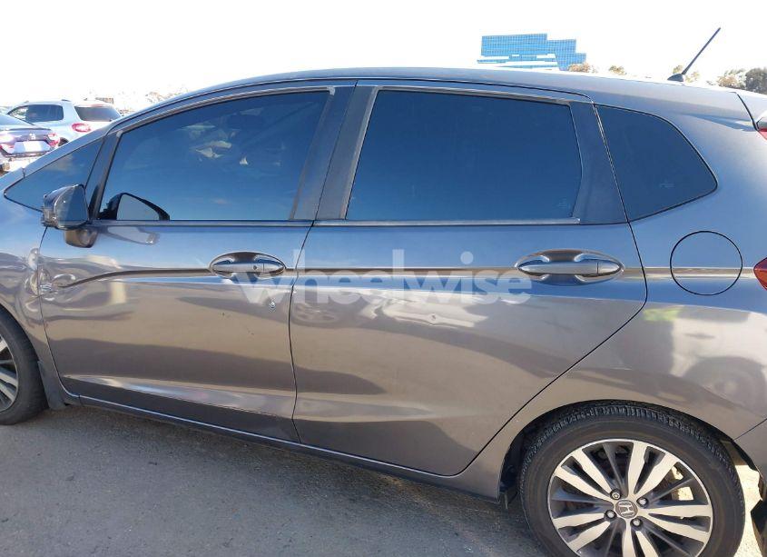 Photo 14 of 2015 Honda Fit EX/EX-L (VIN 3HGGK5H89FM774299)