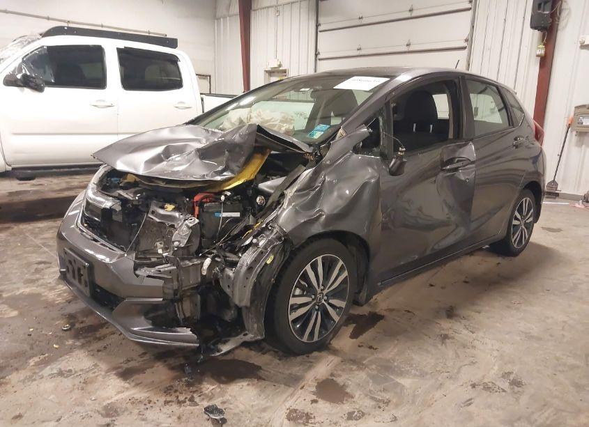 Photo 2 of 2019 Honda Fit EX (VIN 3HGGK5H8XKM739880)