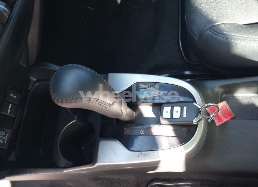 Photo 11 of 2016 Honda Fit EX-L (VIN 3HGGK5H92GM703746)