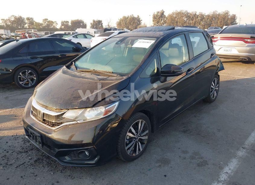 Photo 2 of 2018 Honda Fit EX-L (VIN 3HGGK5H93JM705528)