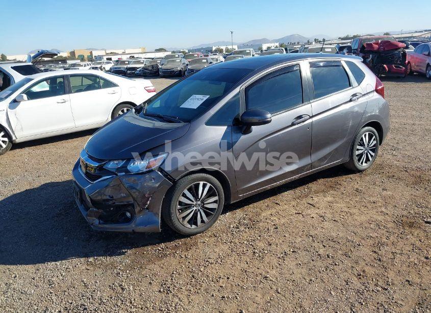Photo 2 of 2018 Honda Fit EX-L (VIN 3HGGK5H95JM706552)