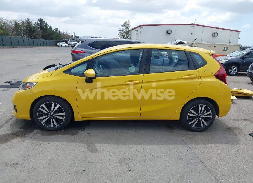 Photo 15 of 2018 Honda Fit EX-L (VIN 3HGGK5H95JM714215)