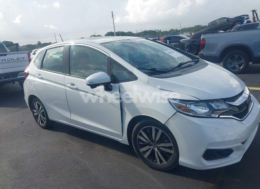 2019 Honda Fit EX-L (VIN 3HGGK5H96KM716377) main photo
