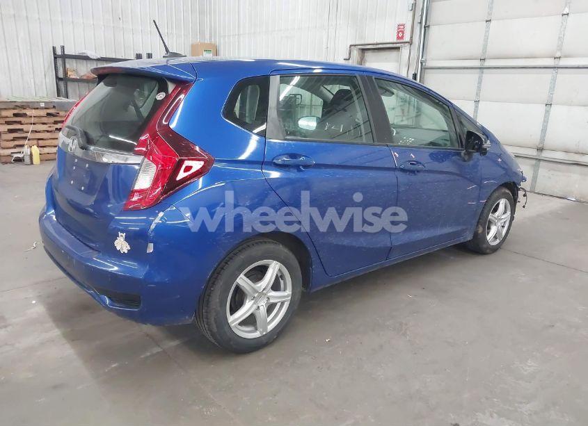 Photo 4 of 2018 Honda Fit EX-L (VIN 3HGGK5H9XJM703209)