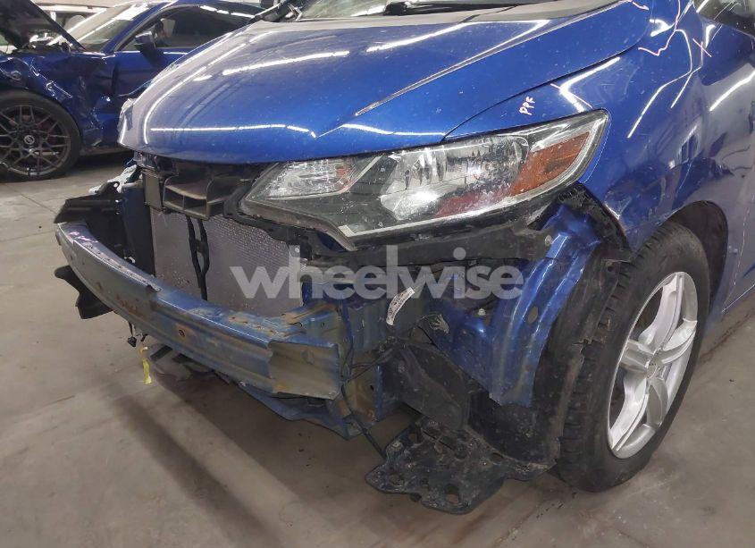 Photo 6 of 2018 Honda Fit EX-L (VIN 3HGGK5H9XJM703209)