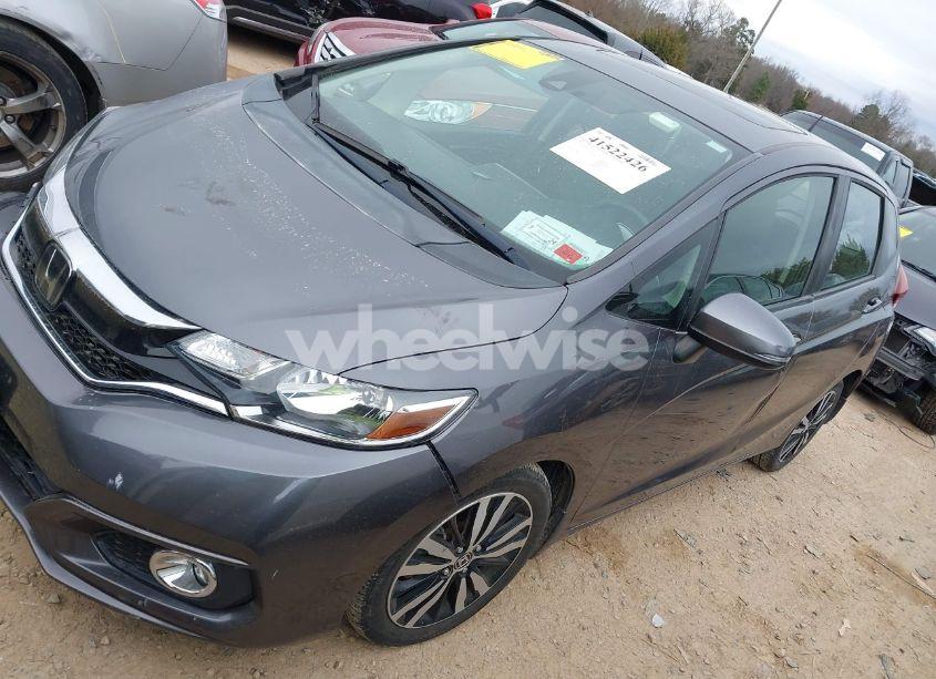 Photo 2 of 2018 Honda Fit EX-L (VIN 3HGGK5H9XJM705395)