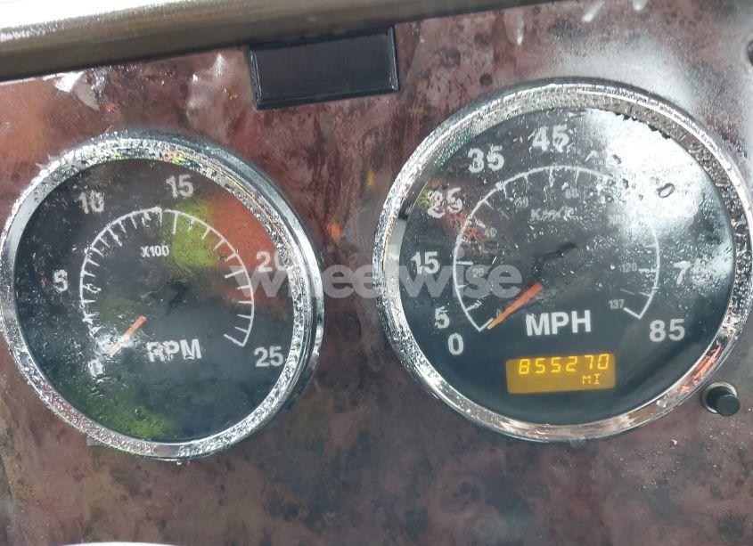 Photo 6 of 2005 International 9200 9200I (VIN 3HSCESBR75N175616)