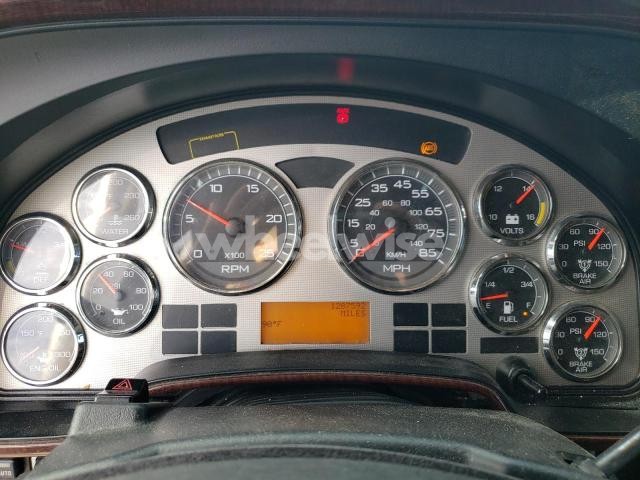 Photo 4 of 2015 INTERNATIONAL LONESTAR SEMI TRUCK (VIN 3HSCXAPR9FN697193)