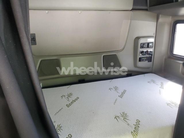 Photo 4 of 2016 INTERNATIONAL PROSTAR SEMI TRUCK N/A (VIN 3HSDJAPR1GN208776)