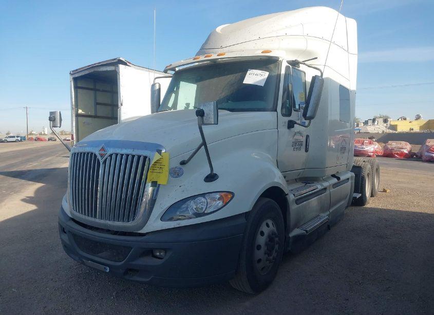 Photo 2 of 2017 International Prostar+ (VIN 3HSDJAPR2HN449084)