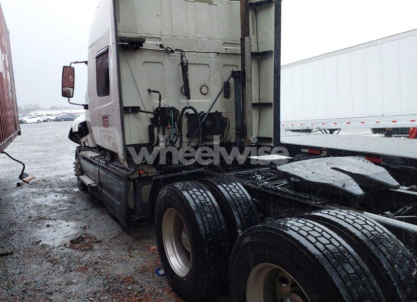 Photo 13 of 2015 International Prostar N/A (VIN 3HSDJAPR5FN127942)