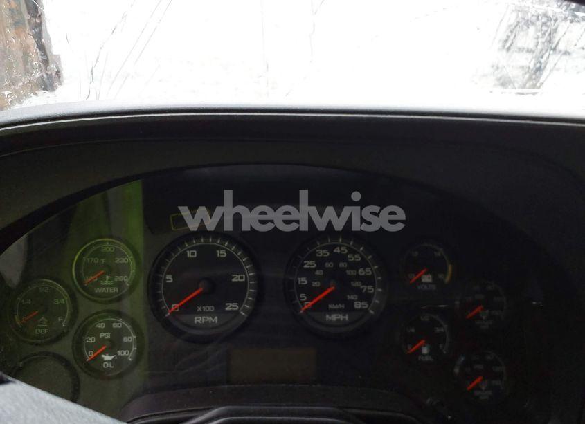 Photo 5 of 2015 International Prostar N/A (VIN 3HSDJAPR5FN127942)