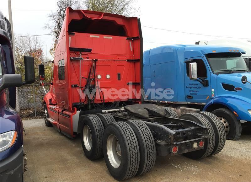 Photo 3 of 2017 International Prostar+ (VIN 3HSDJAPR7HN673001)