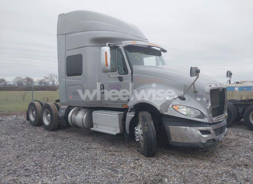 2016 International Prostar N/A (VIN 3HSDJAPR8GN220892) main photo