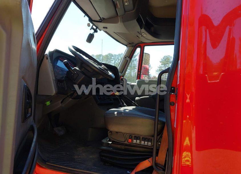 Photo 7 of 2017 International Prostar+ (VIN 3HSDJAPR8HN429860)