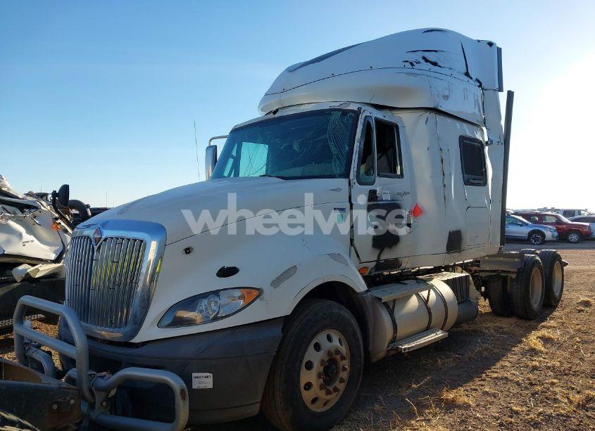 Photo 2 of 2013 International Prostar N/A (VIN 3HSDJSJR0DN184903)